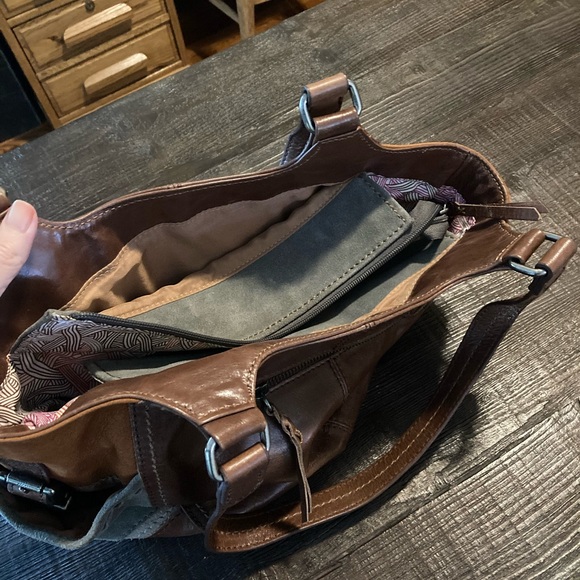 Le Sak Leather Purse - Picture 4 of 4